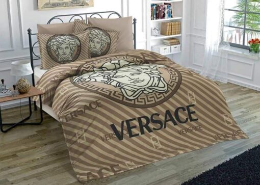 Printed Double Size Bedsheet with 3 Pillow Covers
