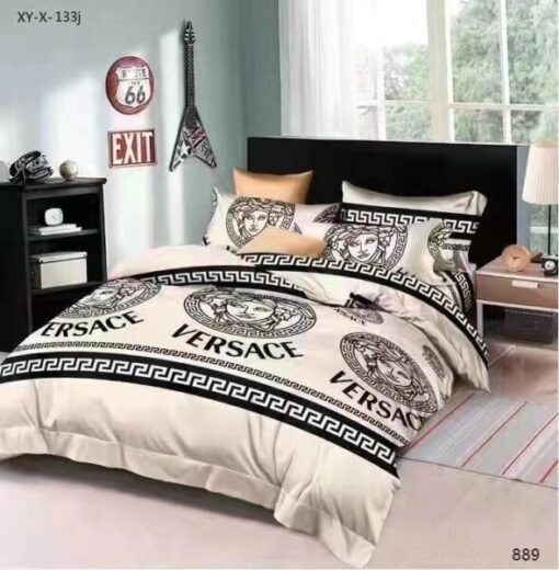 Black and White 3Pcs Luxury King Size Bedsheet Set